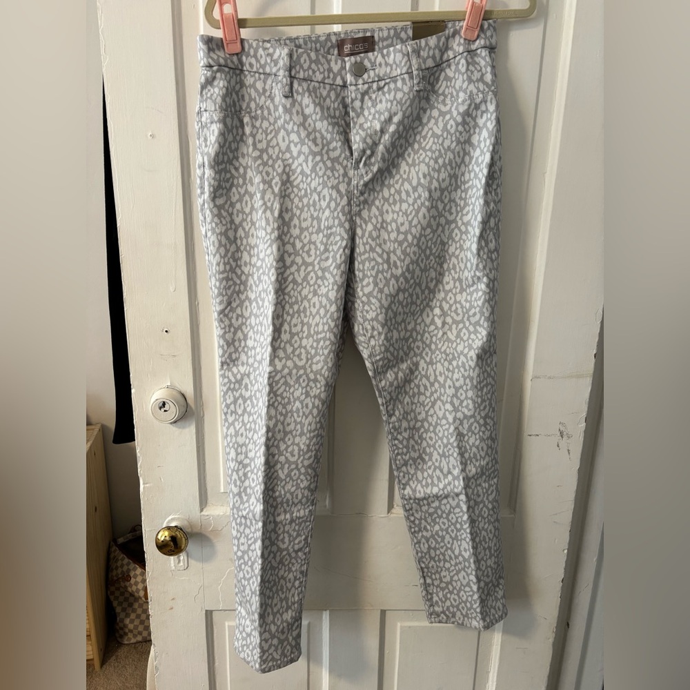 Chico's Light Gray Patterned Skinny Pants